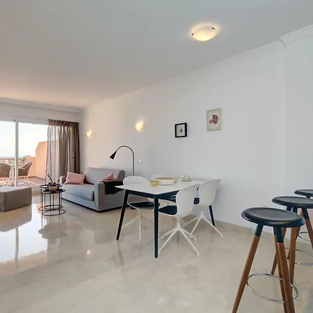 Santa Maria Village/elviria-see View